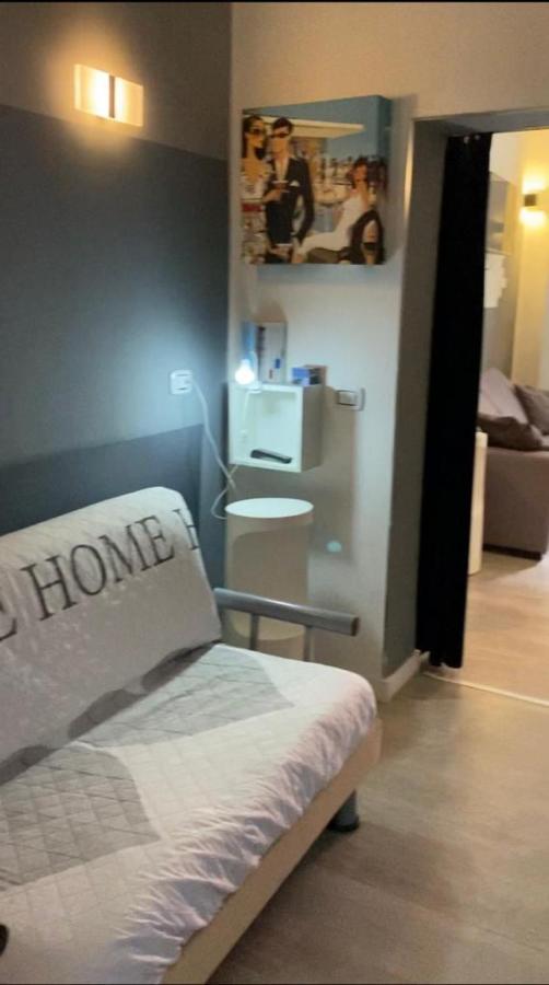 Apartamento Magda House & Parking Bari Exterior foto