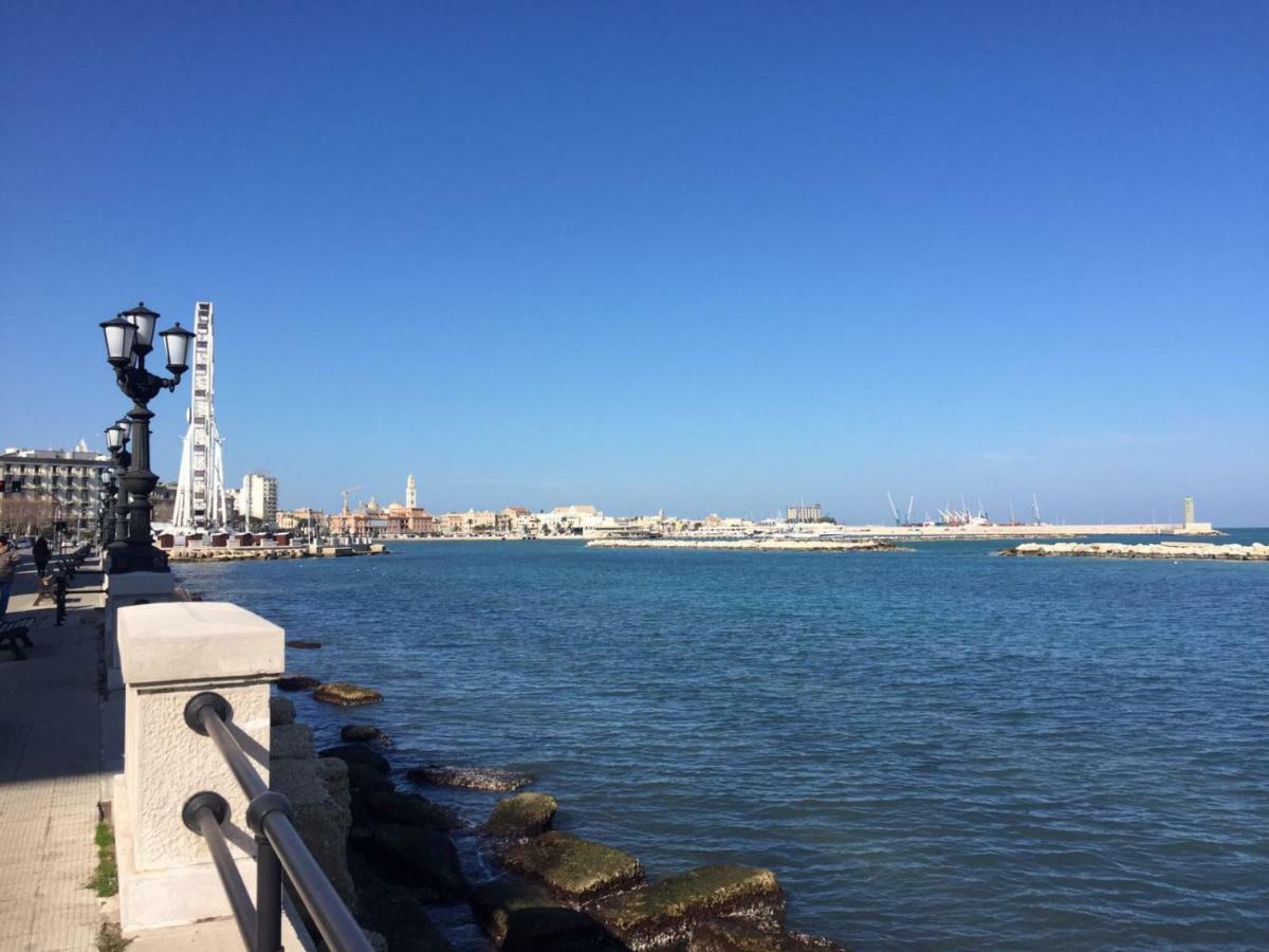 Apartamento Magda House & Parking Bari Exterior foto